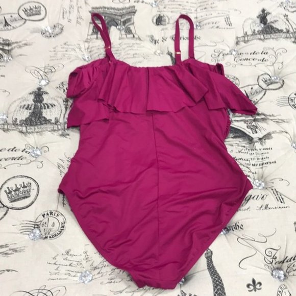 La Blanca Swimwear Off the Shoulder One-Piece Swimsuit - Picture 6 of 7